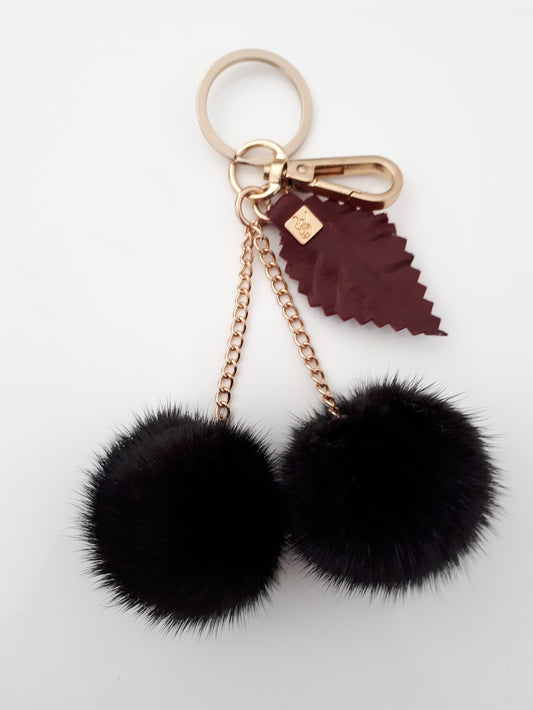 Mαύρο Γούνινο Αξεσουάρ Τσάντας , Mink Πομπομ Μπρελόκ με Δερμάτινο Φύλλο