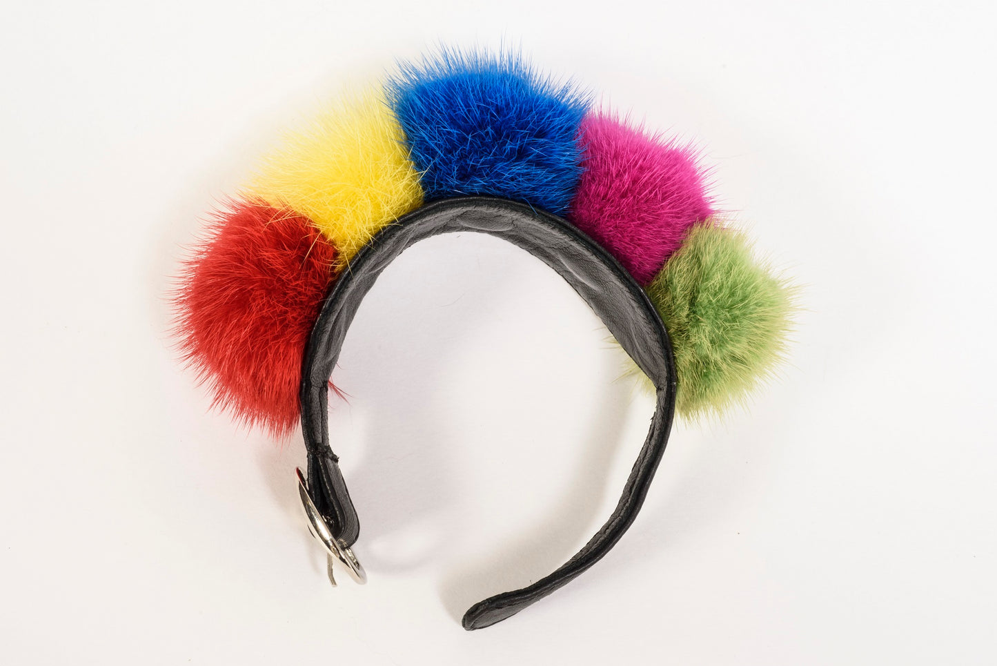 Fur pompom Wristband