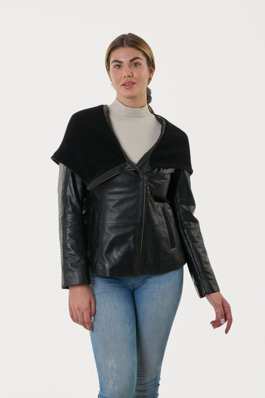 GUY LAROCHE - Women's Leather Jacket with hood.