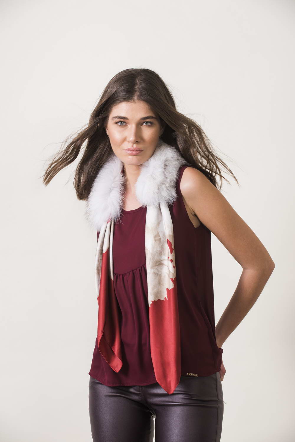 Fox collar with wrap. Detachable wrap. Bue fox collar