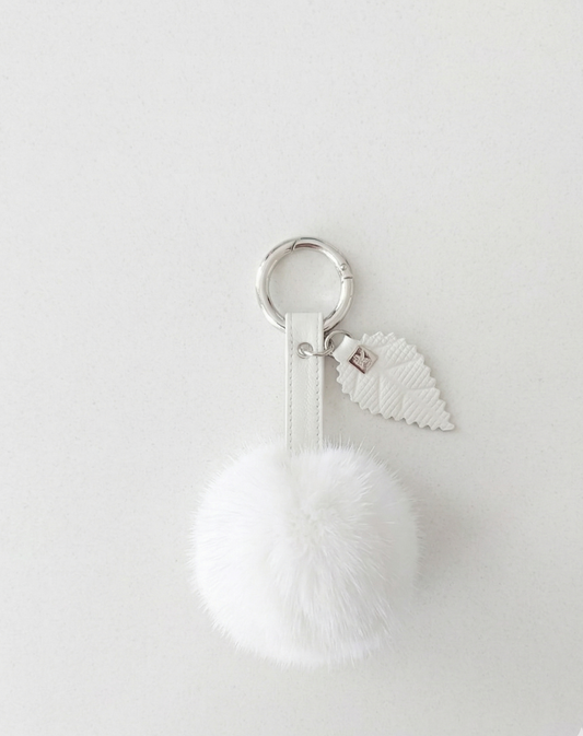 Γούνινο Πομπομ Μπρελόκ με Δερμάτινο Φύλλο