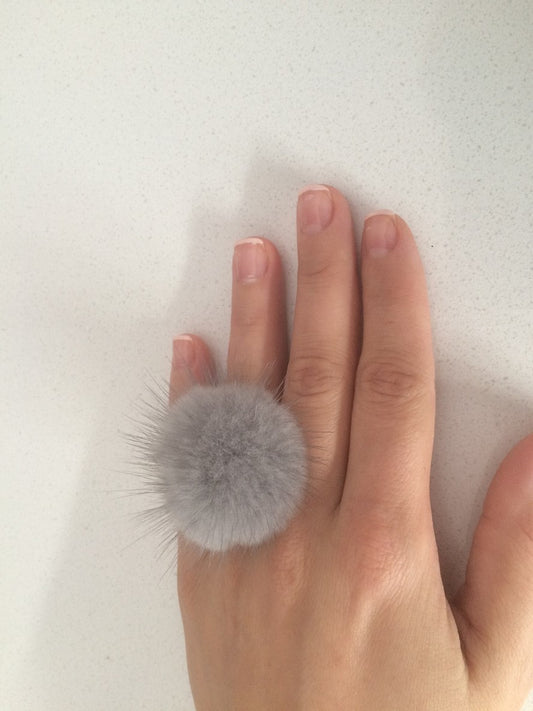 Sapphire furry ring, Mink pompom ring, Mink finger ring with genuine leather.Real fur ring