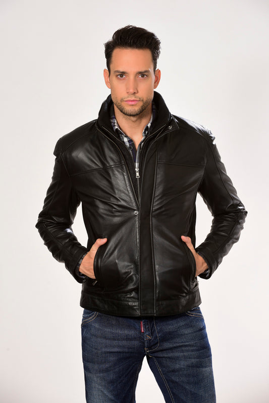 Guy Laroche men’s leather jacket, slim fit, front view
