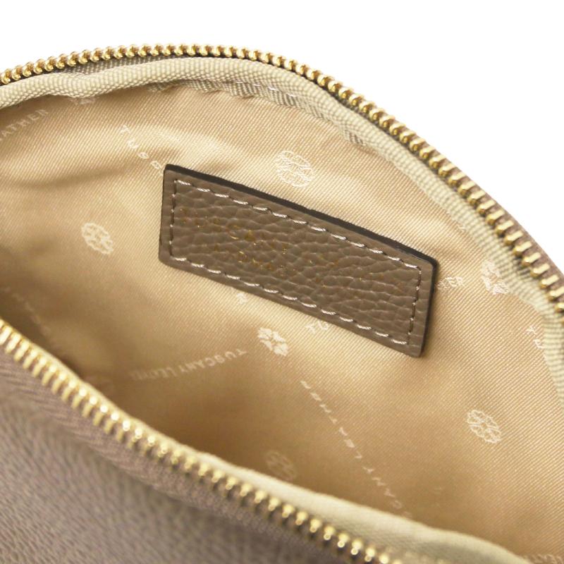 Vera Soft leather toiletry case