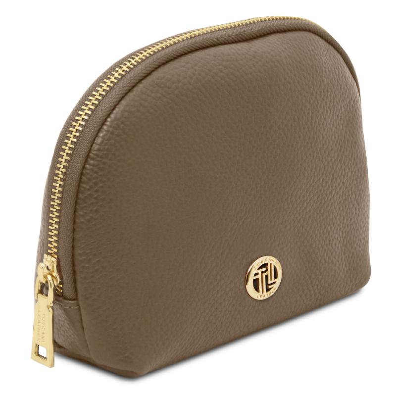 Vera Soft leather toiletry case