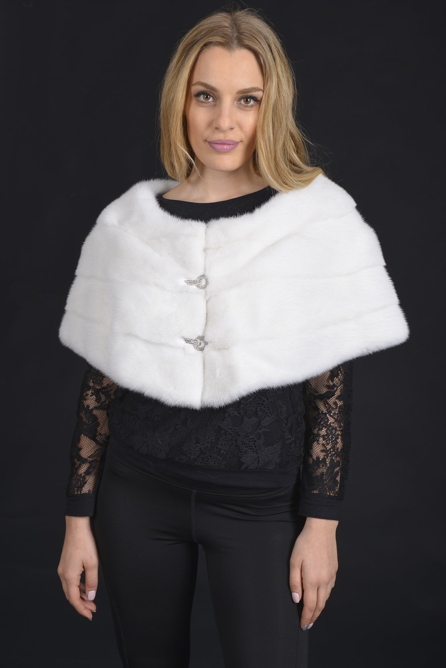 SAGA ROYAL White Mink Fur stole